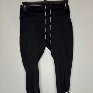 Nike Drifit Black Women's Athletic Capri Running Leggings Size Small